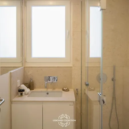 Appartement Central With Parking, Terrace And Swimming Pool 56 By Lisbonne Collection *
