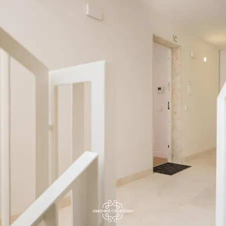 Apartment Central With Parking, Terrace And Swimming Pool 56 By Lisbonne Collection Lisbon